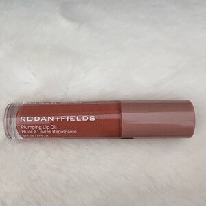 Rodan + Fields Plumping Lip Oil - peach $36